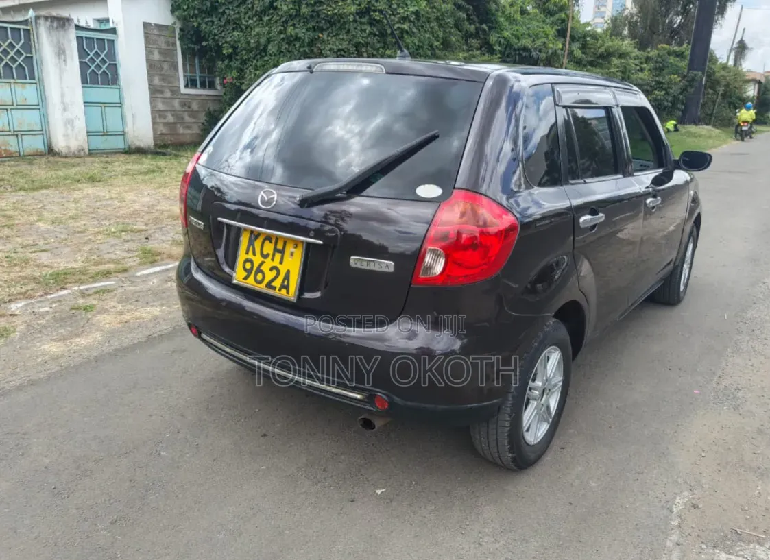 Mazda Verisa 2009 Black