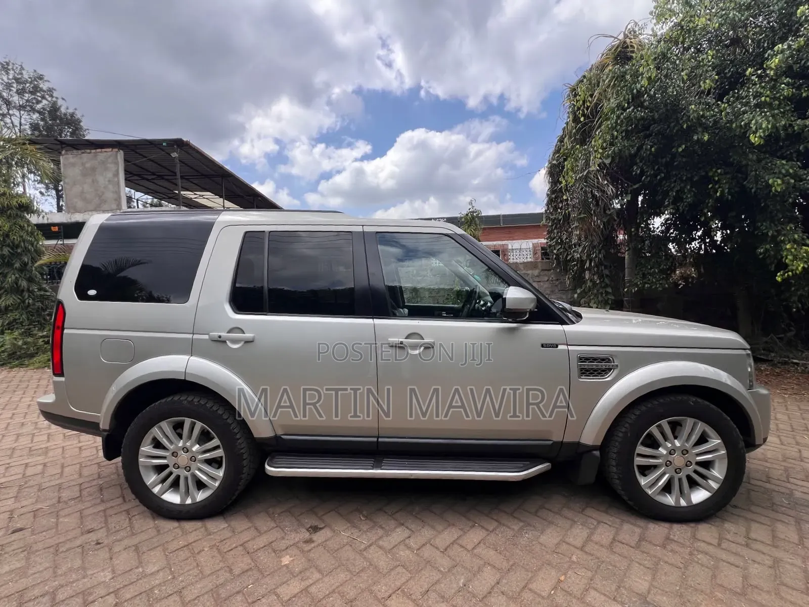 Land Rover Discovery 2014 Gold