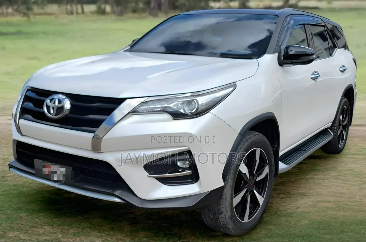 Toyota Fortuner 2020 White