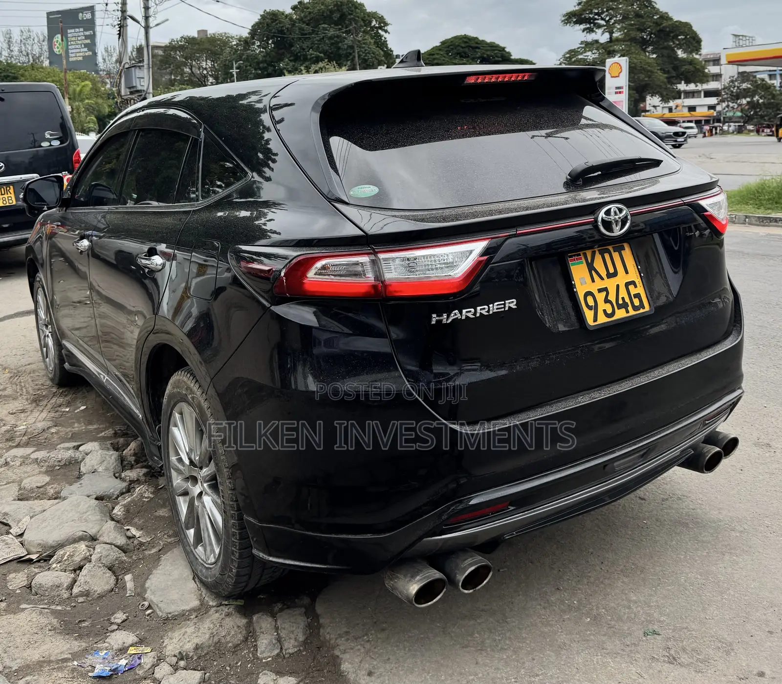 Toyota Harrier 2.0 2019 Black