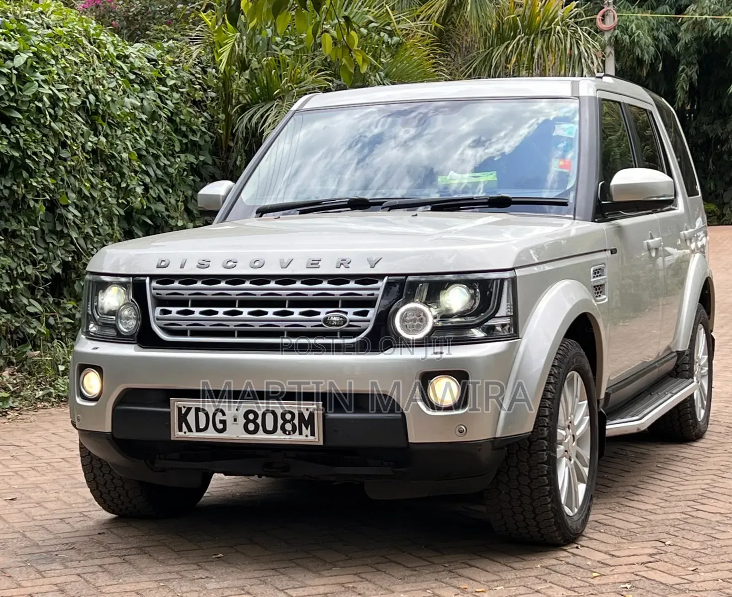 Land Rover Discovery 2014 Gold