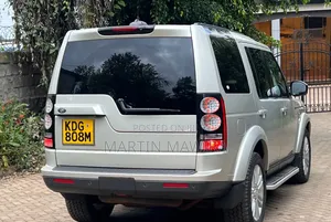 Land Rover Discovery 2014 Gold