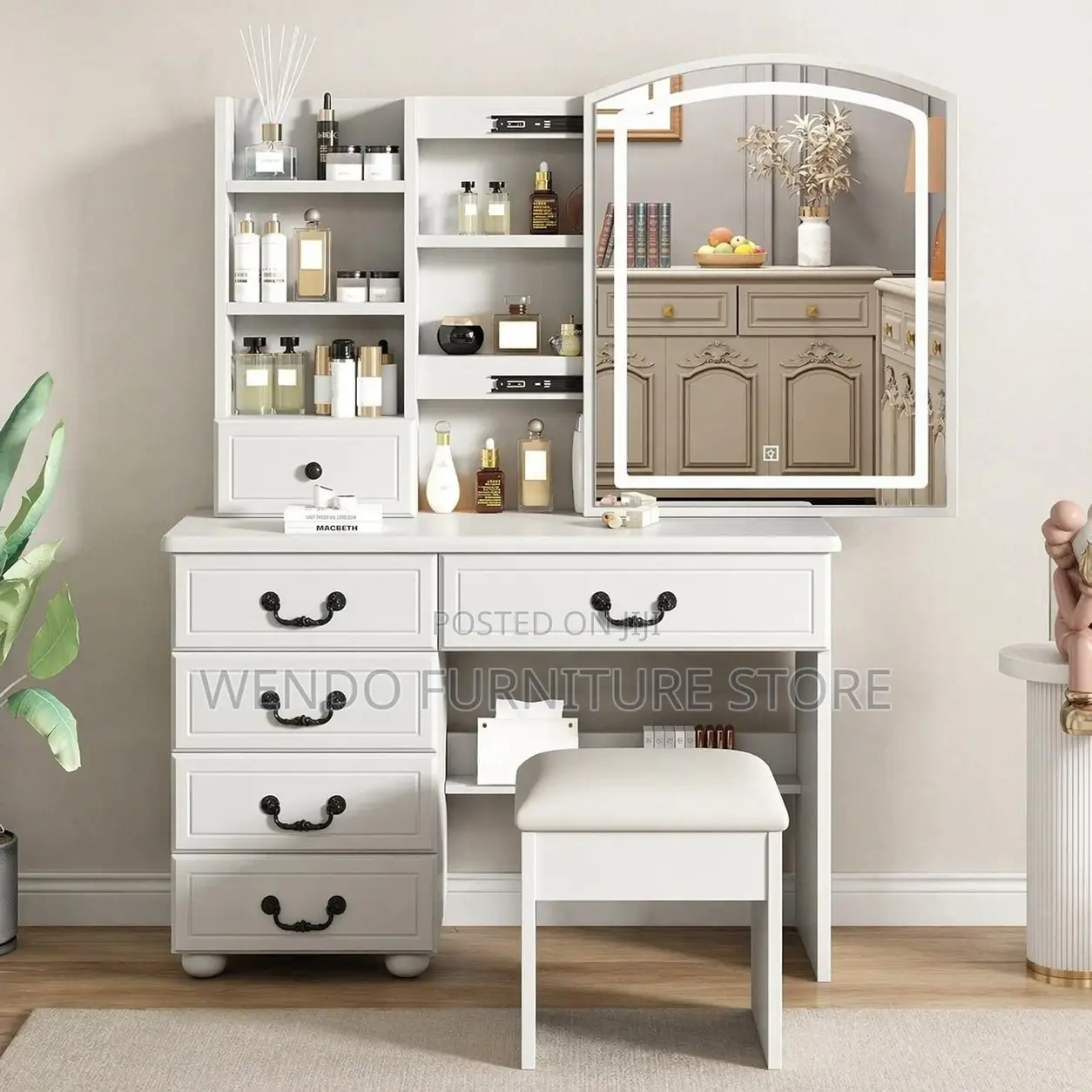 Dressers; White Bedroom Bergeene Vanity Table Set