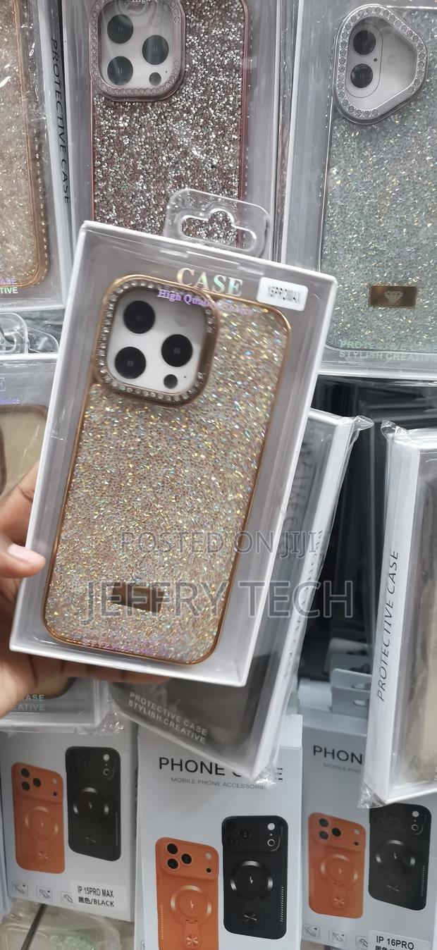 iPhone 15 Pro Max Fully Encrusted With Shimmering Rhinestones Case - thumbnail 2