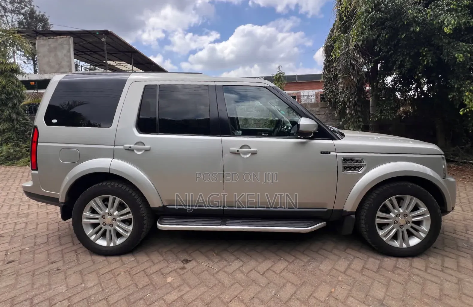 Land Rover Discovery 2014 Gold