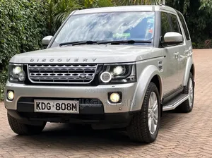 Land Rover Discovery 2014 Gold