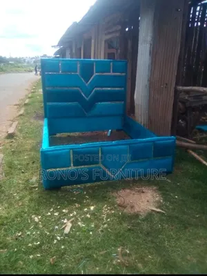 Blue 5×6 Chester Bed