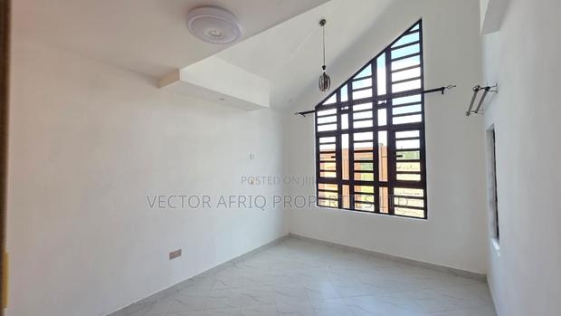 3bdrm Bungalow in Kiserian for sale - thumbnail 8