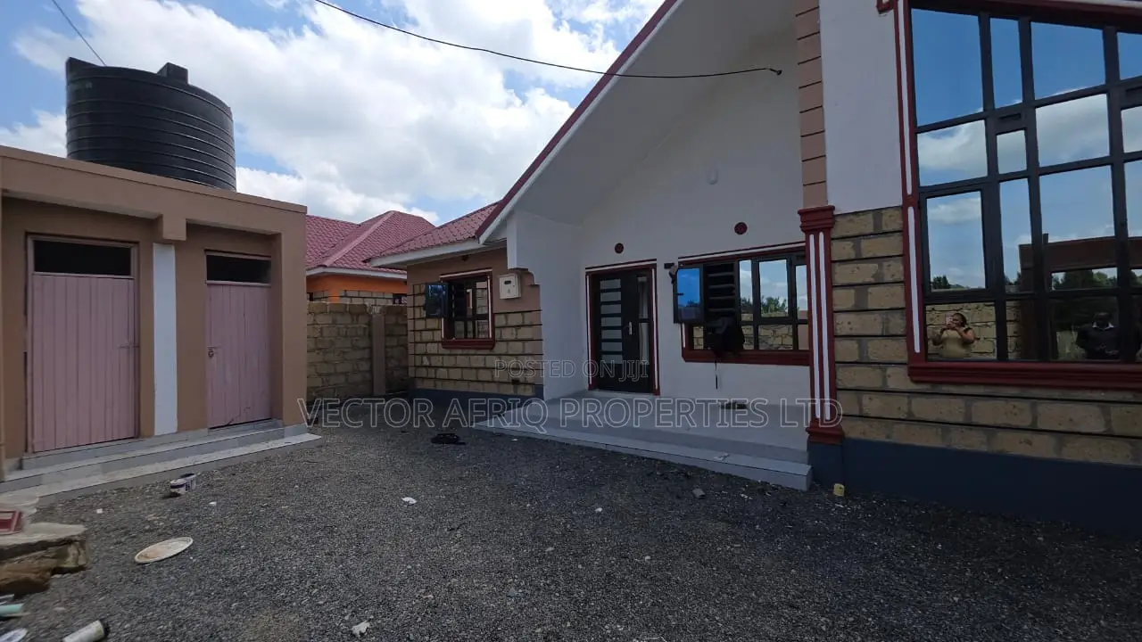 3bdrm Bungalow in Kiserian for sale