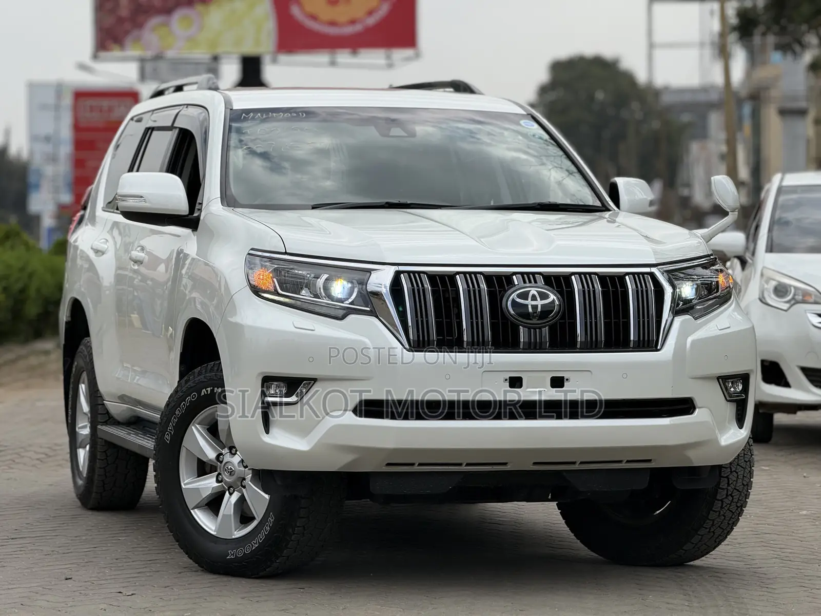 Toyota Land Cruiser Prado 2.7 2019 White