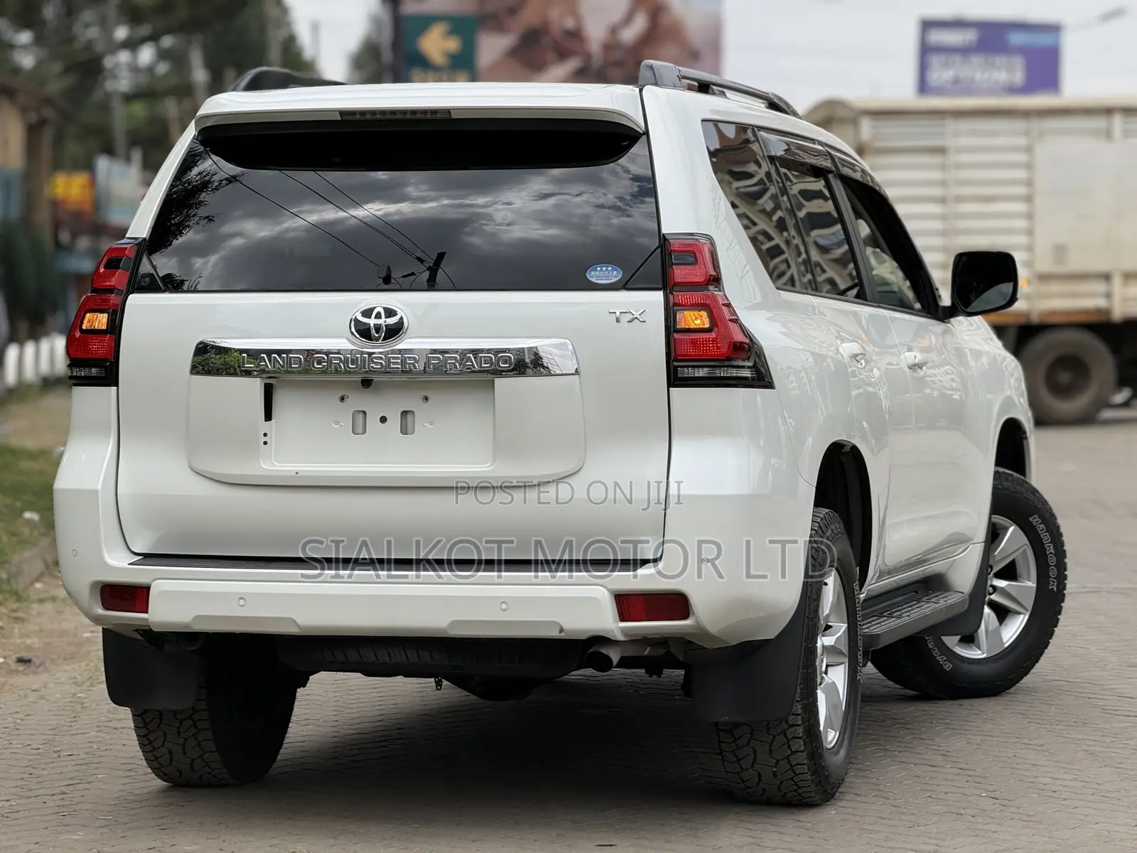 Toyota Land Cruiser Prado 2.7 2019 White