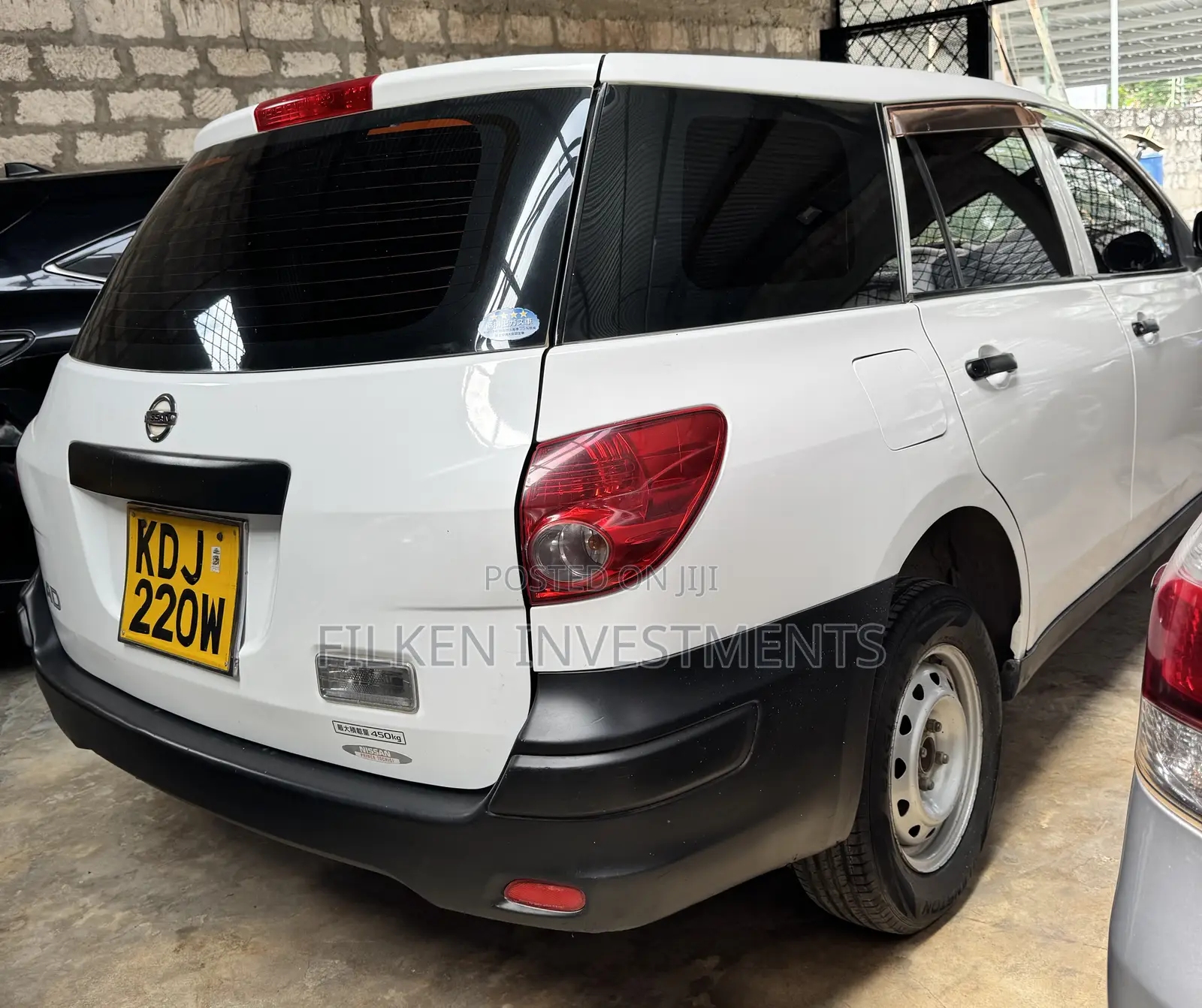 Nissan Advan 2016 White
