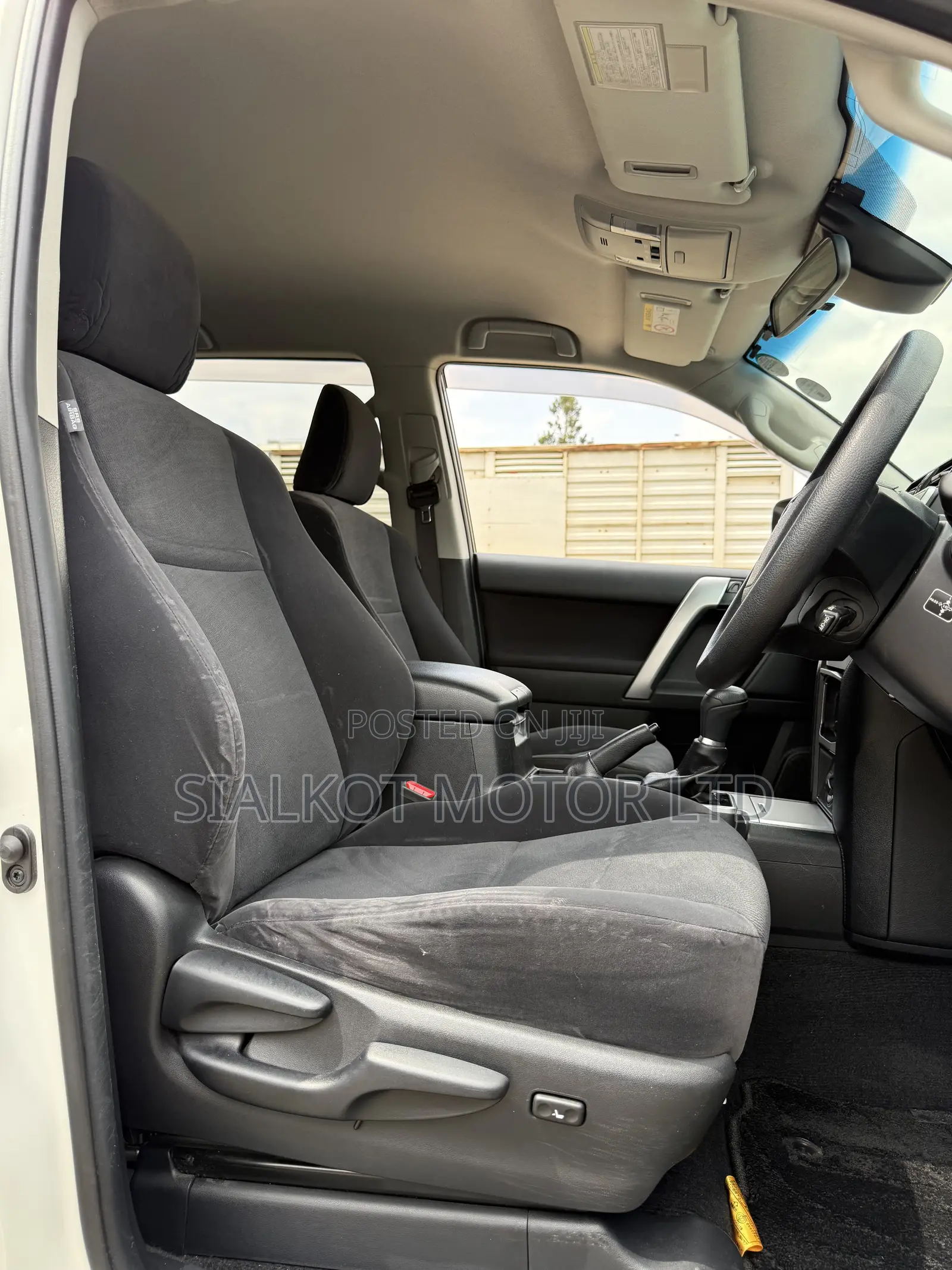 Toyota Land Cruiser Prado 2.7 2019 White