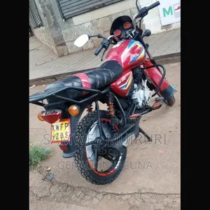 Bajaj Boxer 150 UG 2021 Red
