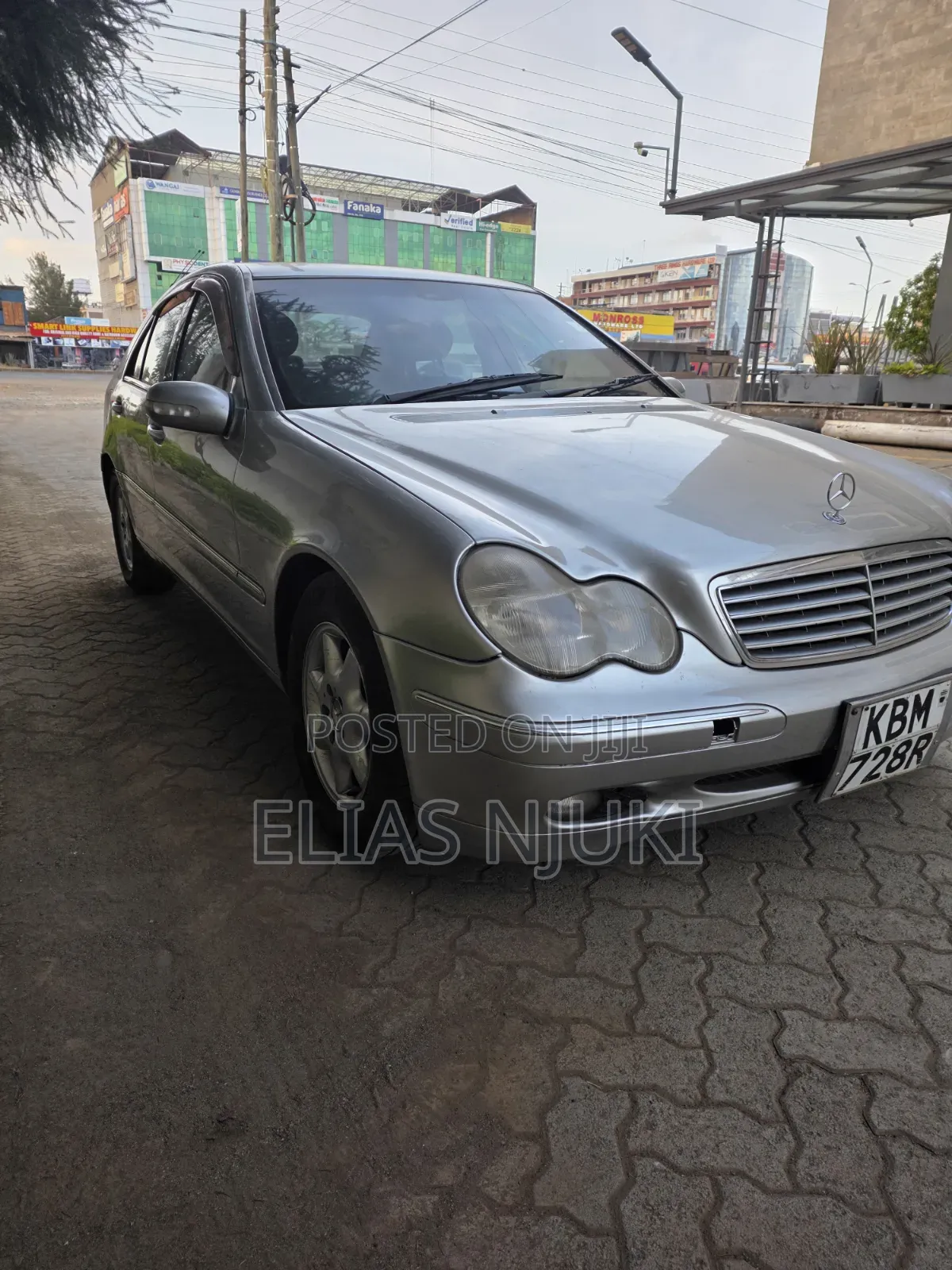 Mercedes-Benz C200 2004 Gold