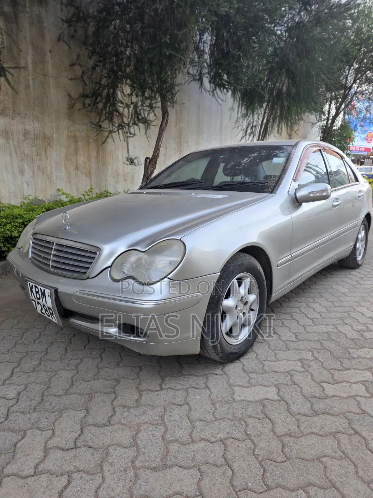 Mercedes-Benz C200 2004 Gold
