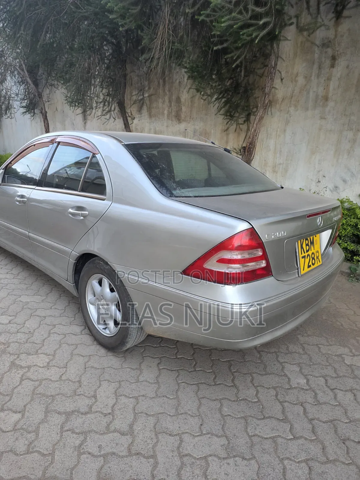Mercedes-Benz C200 2004 Gold