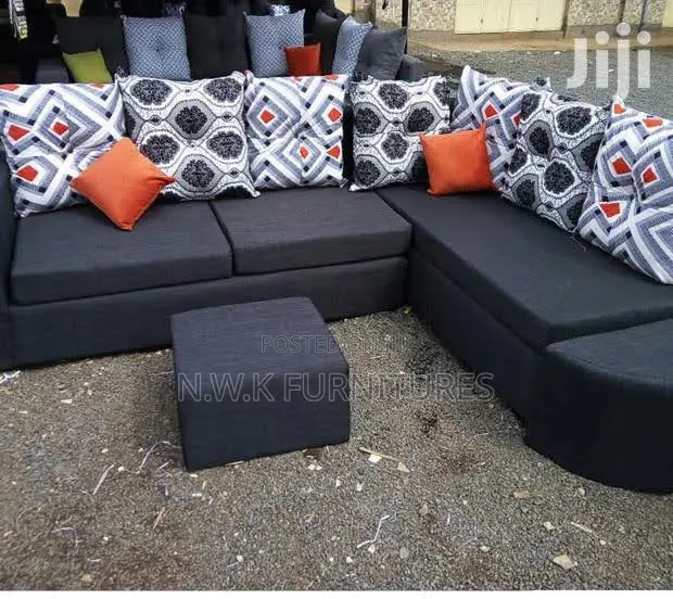 Black L Seat