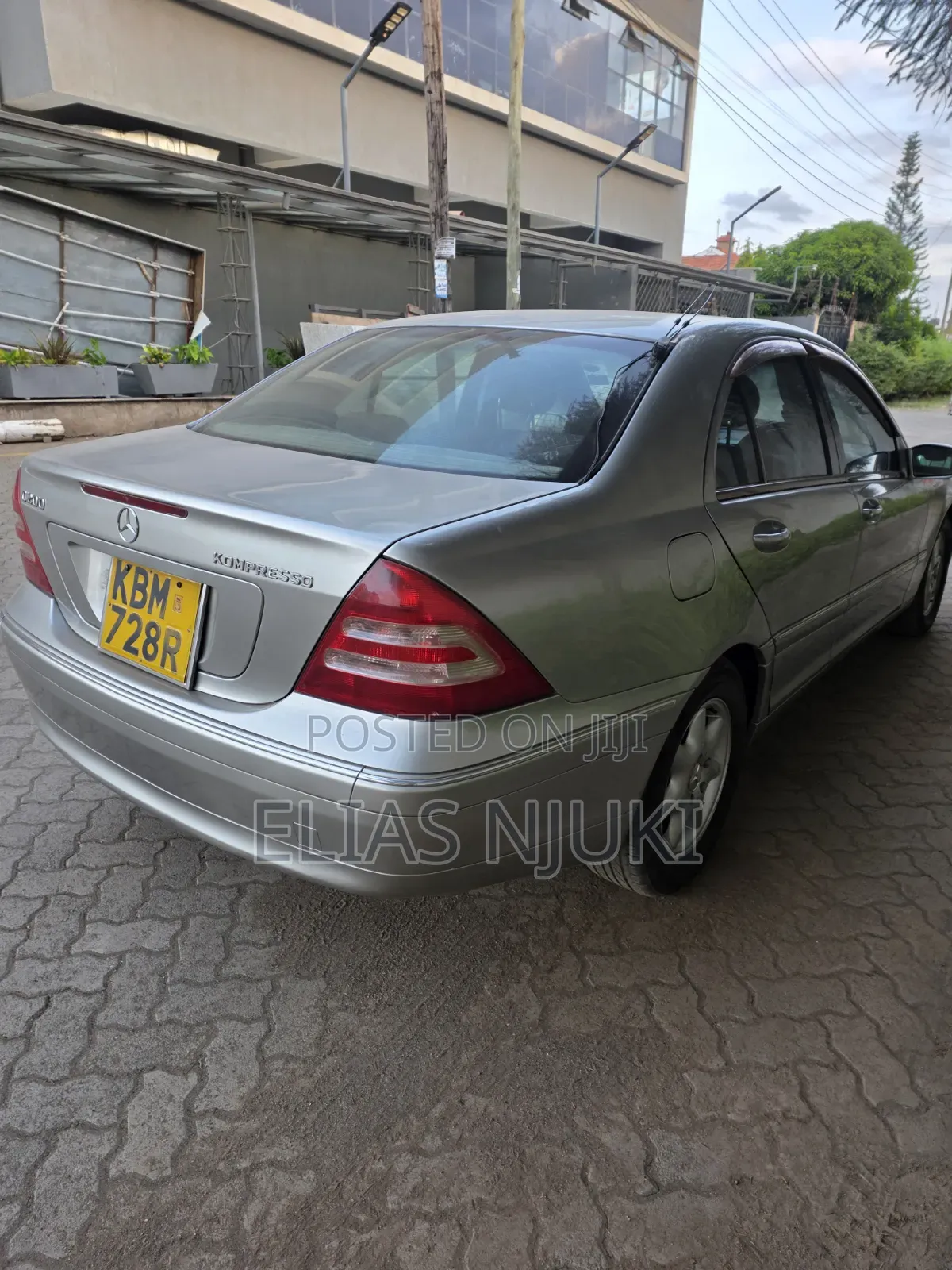 Mercedes-Benz C200 2004 Gold