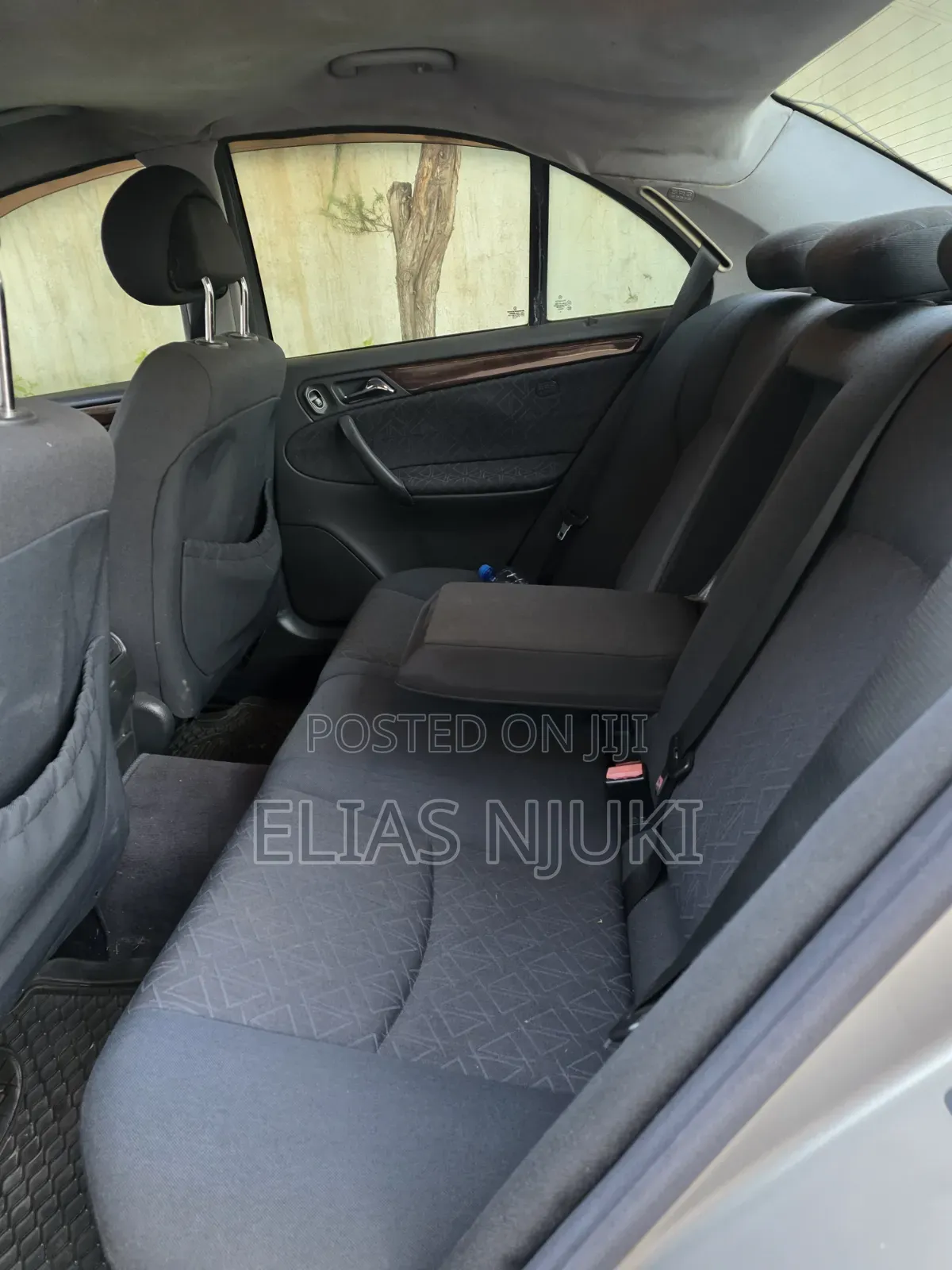 Mercedes-Benz C200 2004 Gold