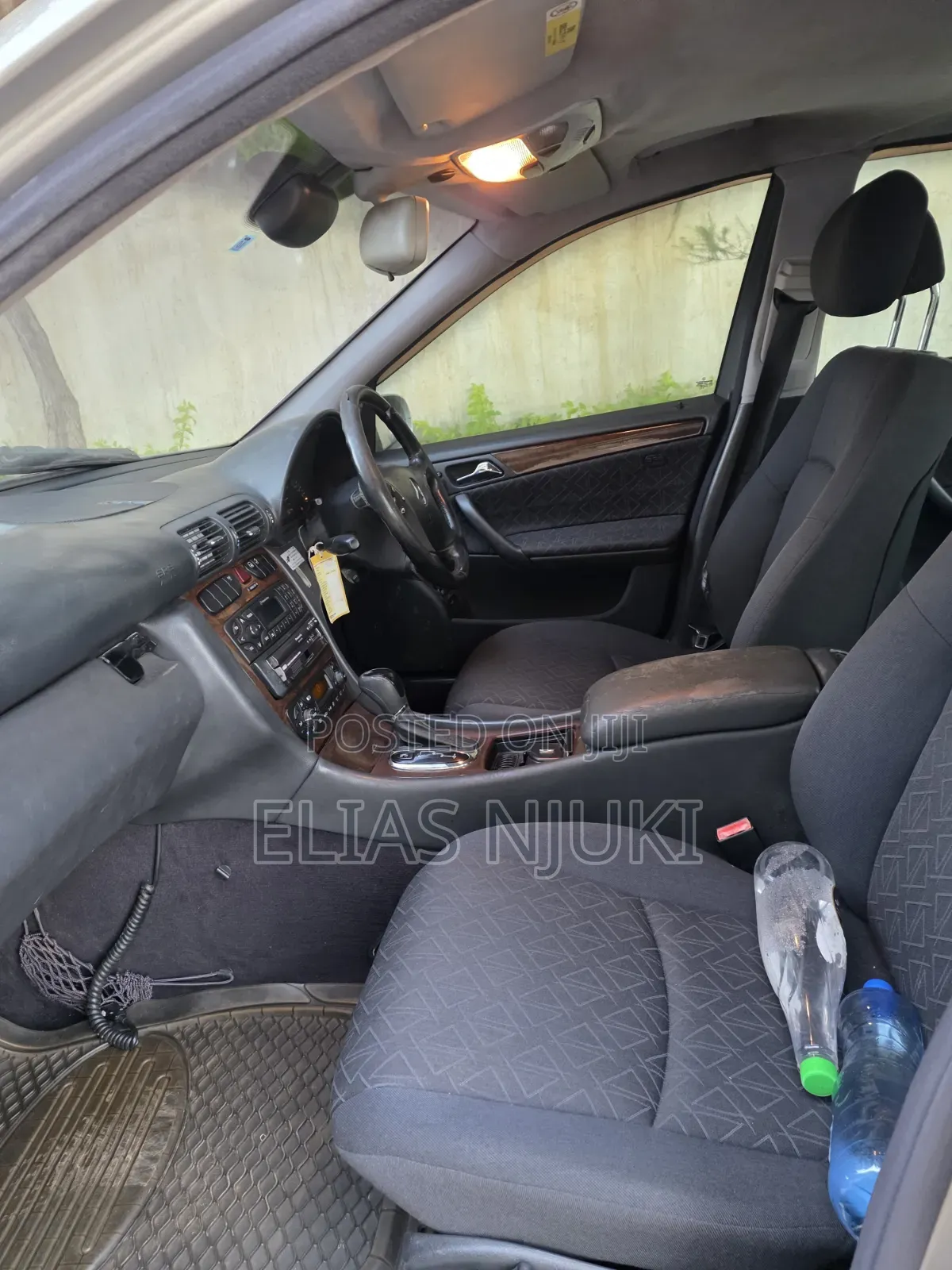 Mercedes-Benz C200 2004 Gold