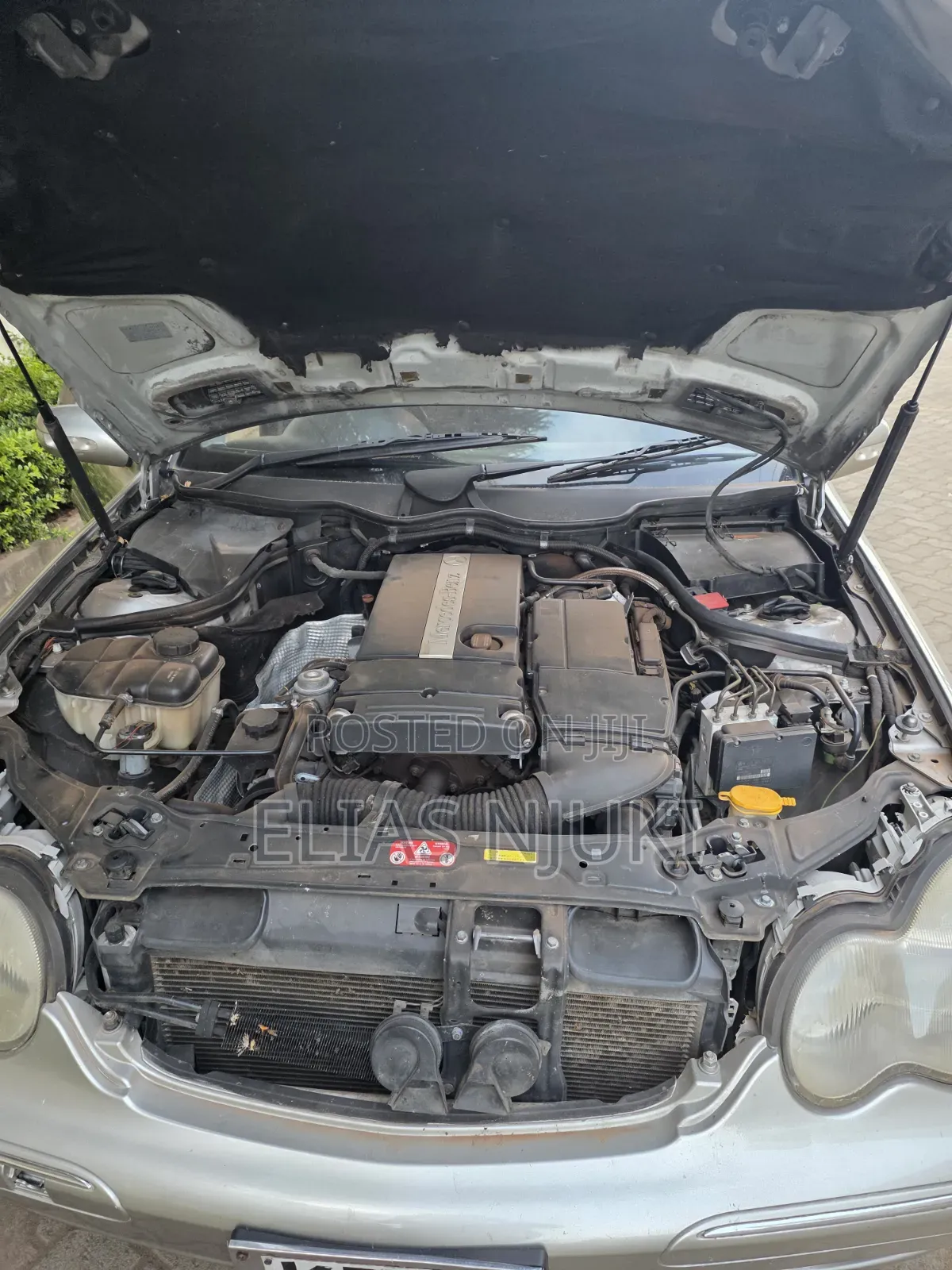 Mercedes-Benz C200 2004 Gold