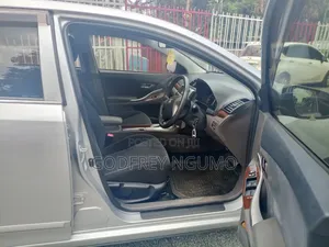 Toyota Premio 2015 Silver