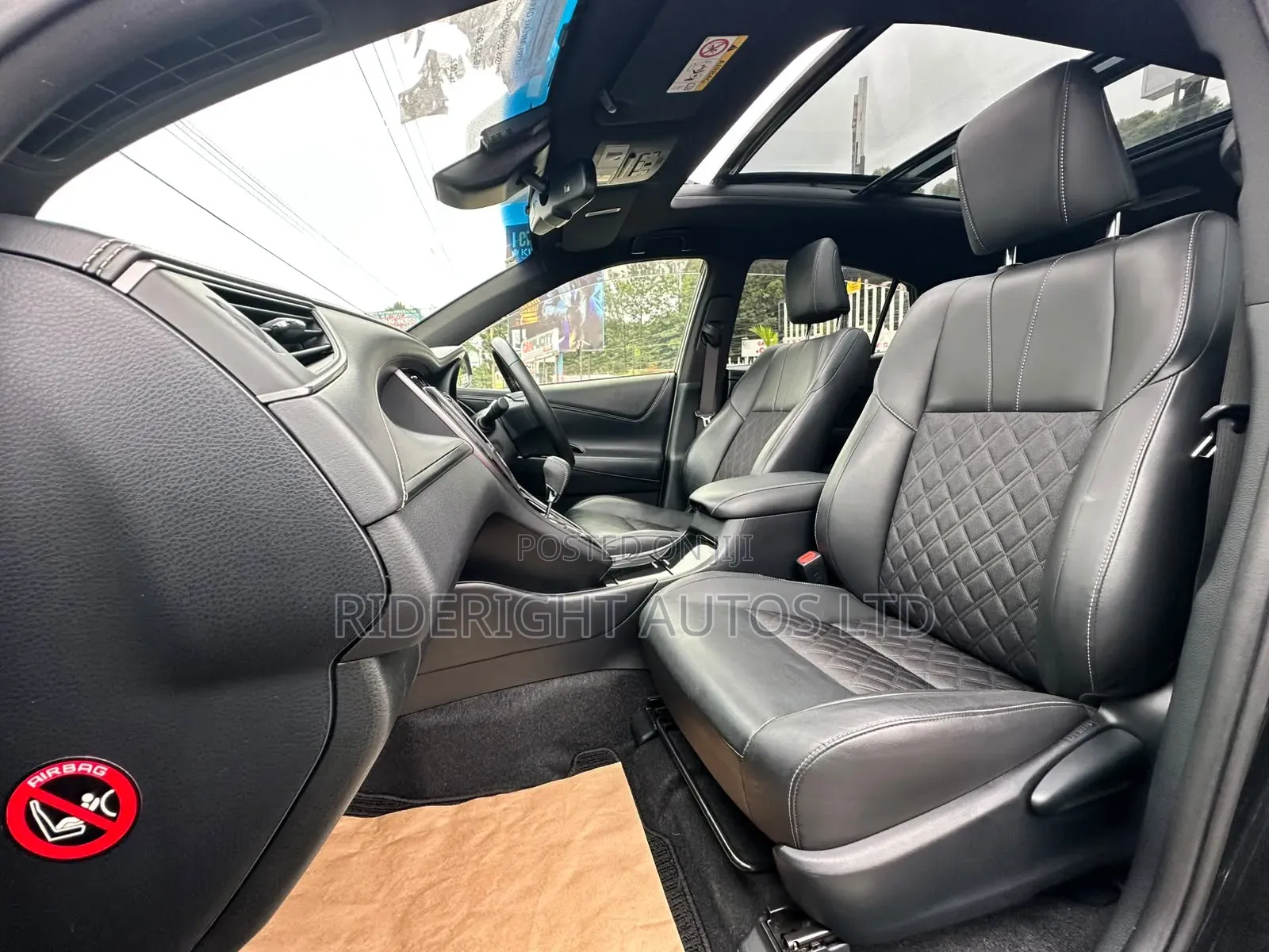 Toyota Harrier 2019 Black