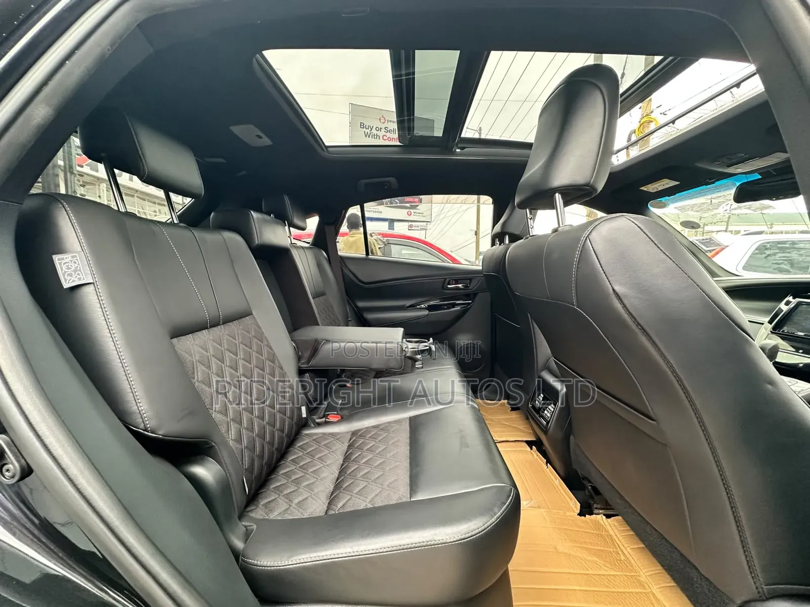 Toyota Harrier 2019 Black