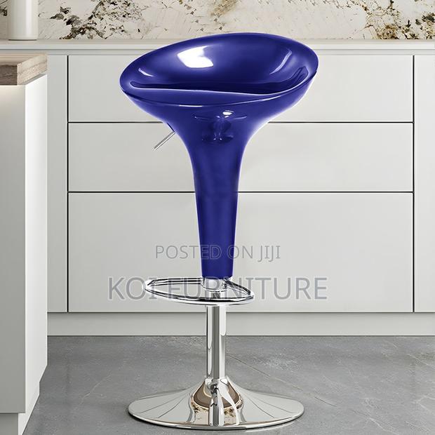 Barstools; Bombo Free Standing Swivel Barstools - thumbnail 8