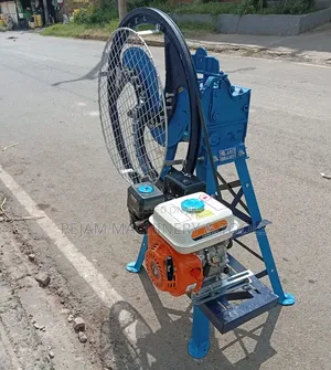 Milano Italia 3 Blade Chaffcutter With 7.5hp Engine