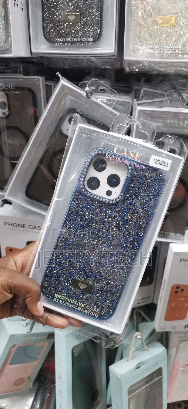 iPhone 14 Pro Max Glittery Finish Rhinestone-Encrusted Case - thumbnail 2