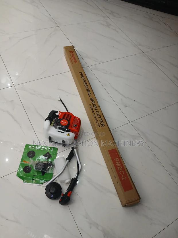 Professional Brushcutter 2 Stroke - thumbnail 2