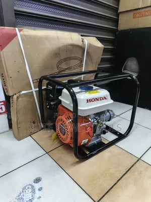Honda Petrol Concrete Vibrator / 4-Stroke Concrete Poker Machine