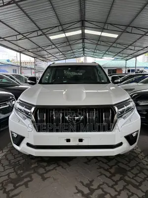 Toyota Land Cruiser Prado 2.8 2021 White