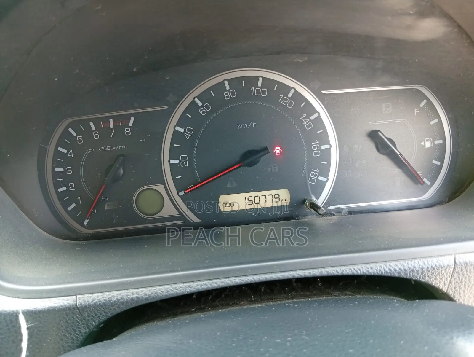 Toyota Noah 2014 Silver