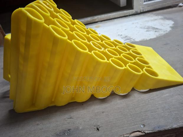 Plastic Wheel Chock