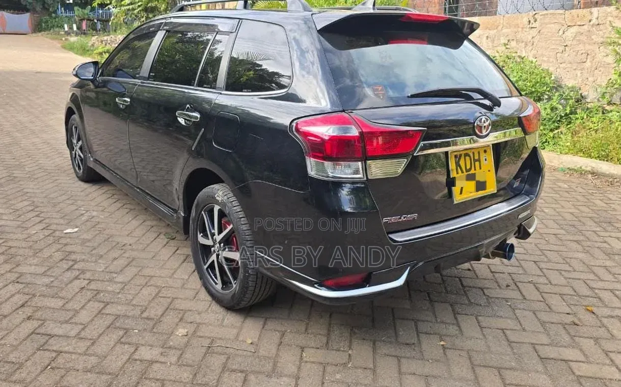 Toyota Corolla Fielder 2015 Black