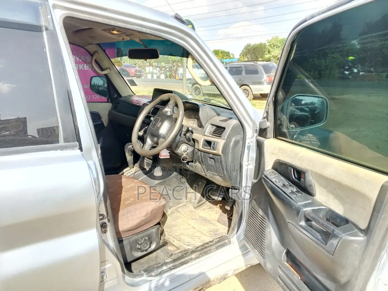 Mitsubishi Pajero 2003 Silver