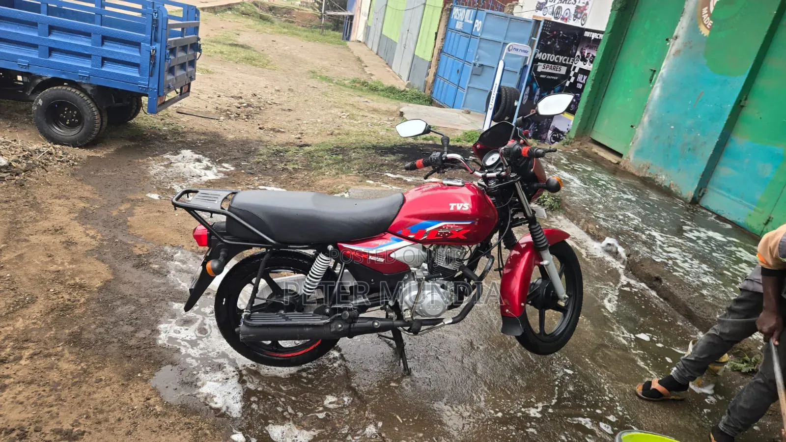 TVS HLX 125 2024 Red