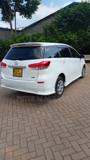 Toyota Wish 2012 White