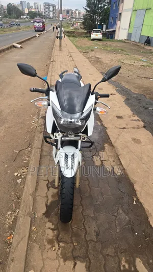 TVS Apache 180 RTR 2018 White