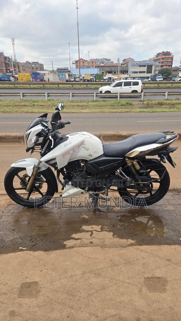 TVS Apache 180 RTR 2018 White - thumbnail 2