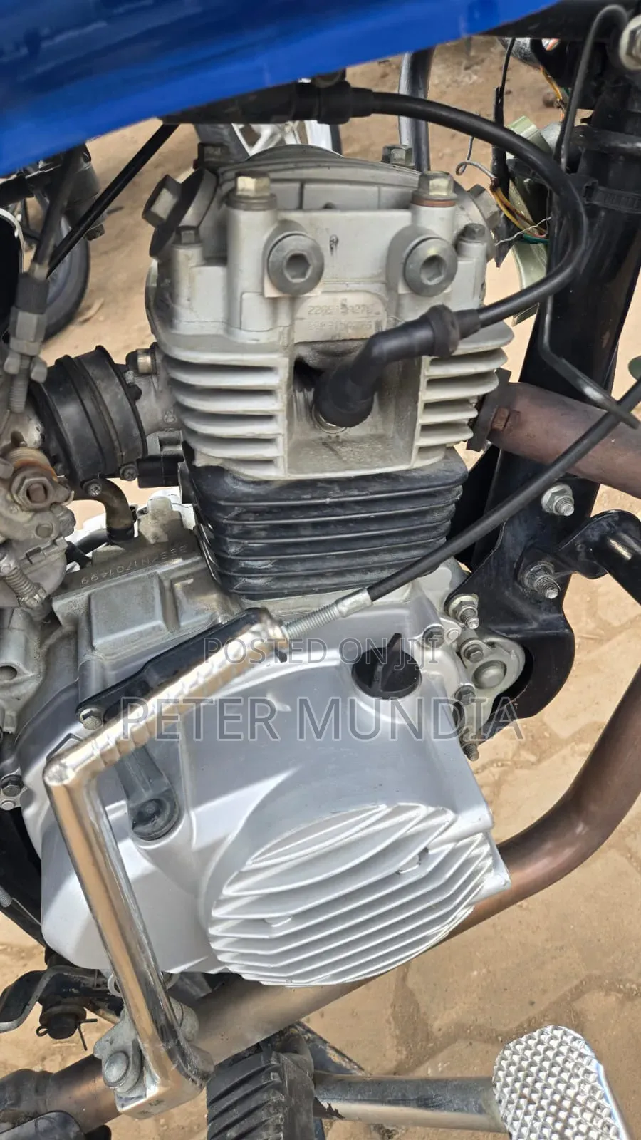 TVS HLX Plus ES 2024 Blue