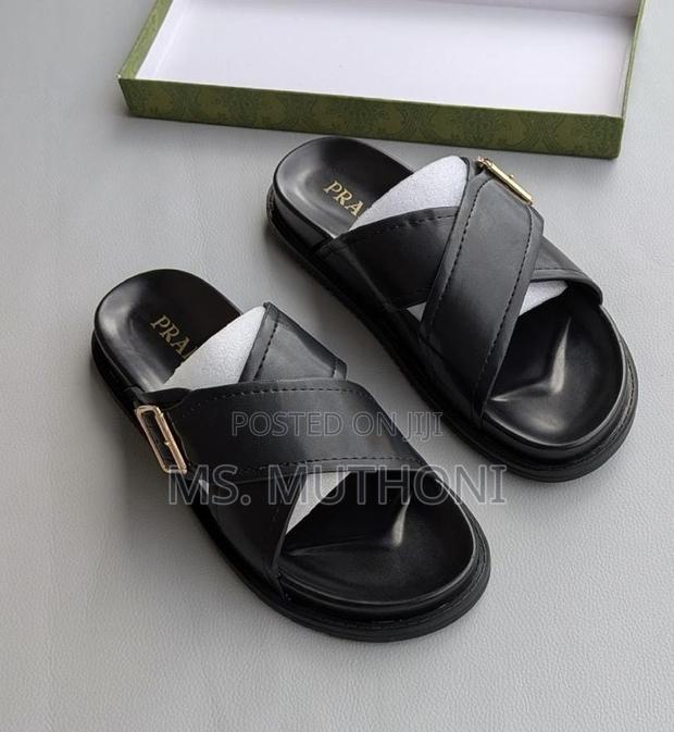Assorted Brands Men Casual Black Sandals - thumbnail 2