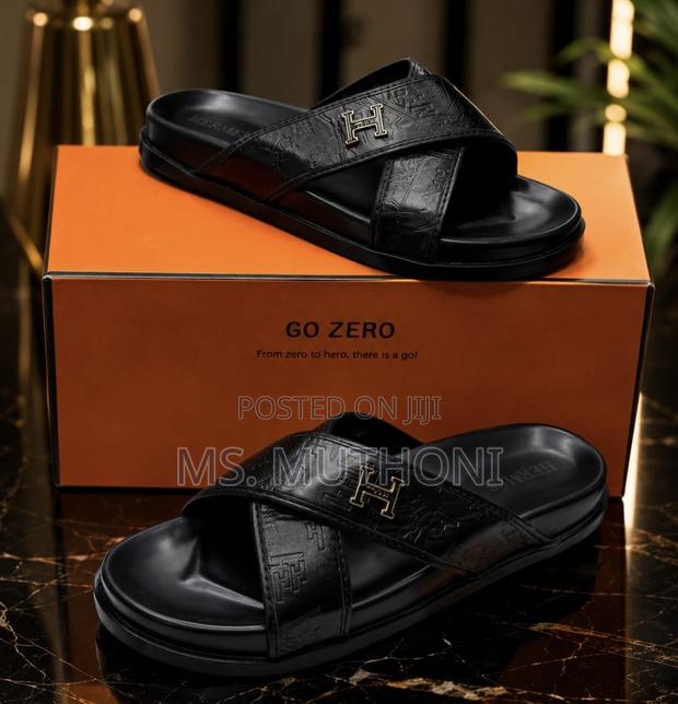 Assorted Brands Men Casual Black Sandals - thumbnail 4