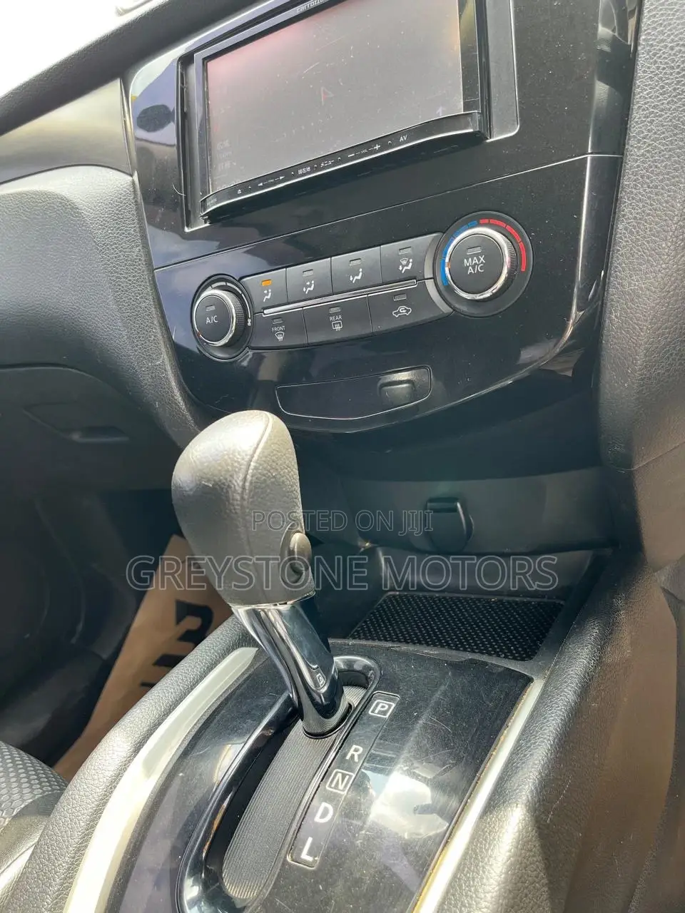 Nissan X-Trail 2.0 Petrol AWD 2014 Silver