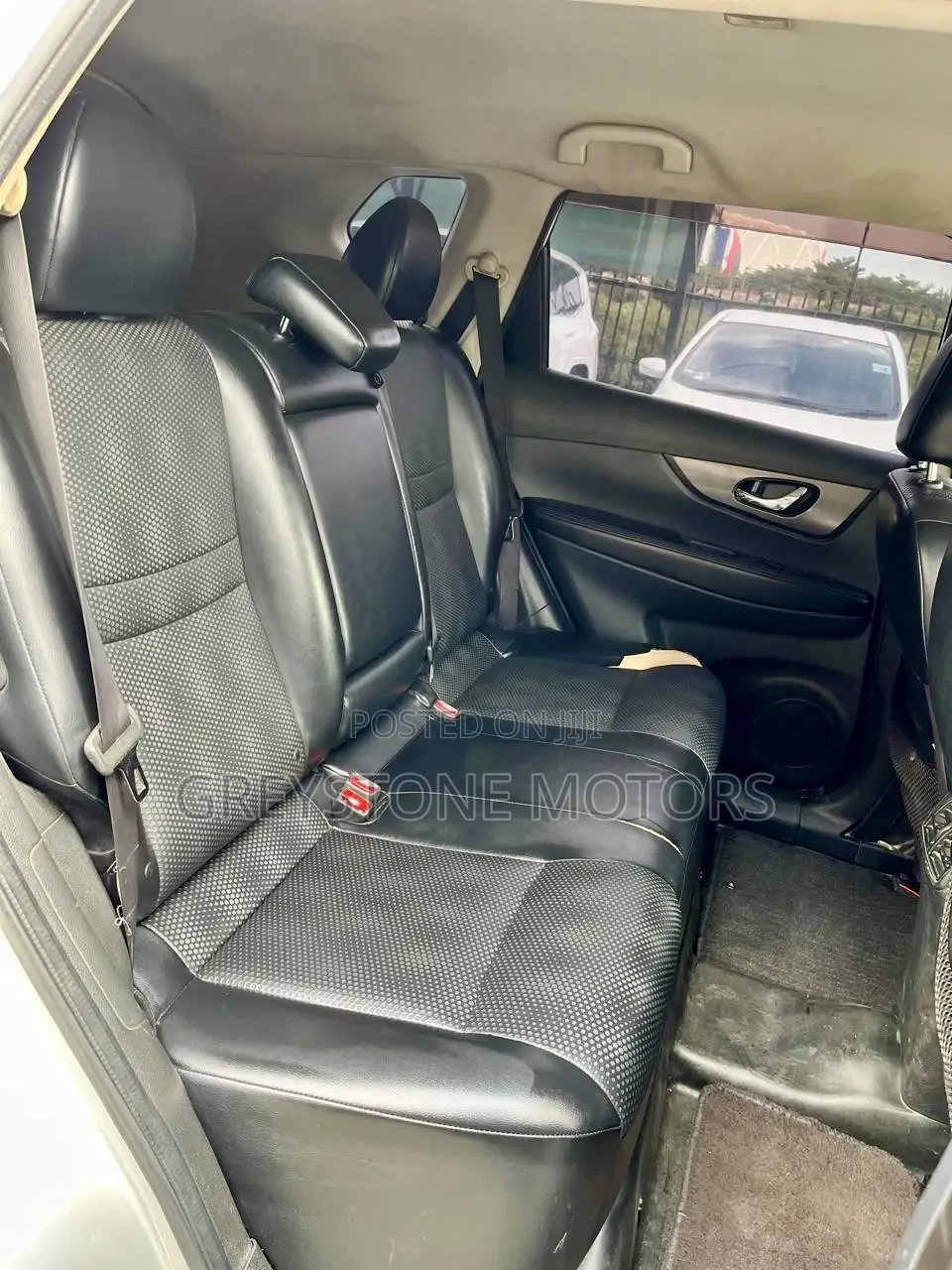 Nissan X-Trail 2.0 Petrol AWD 2014 Silver