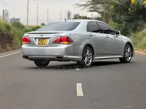 Toyota Crown 2009 Silver