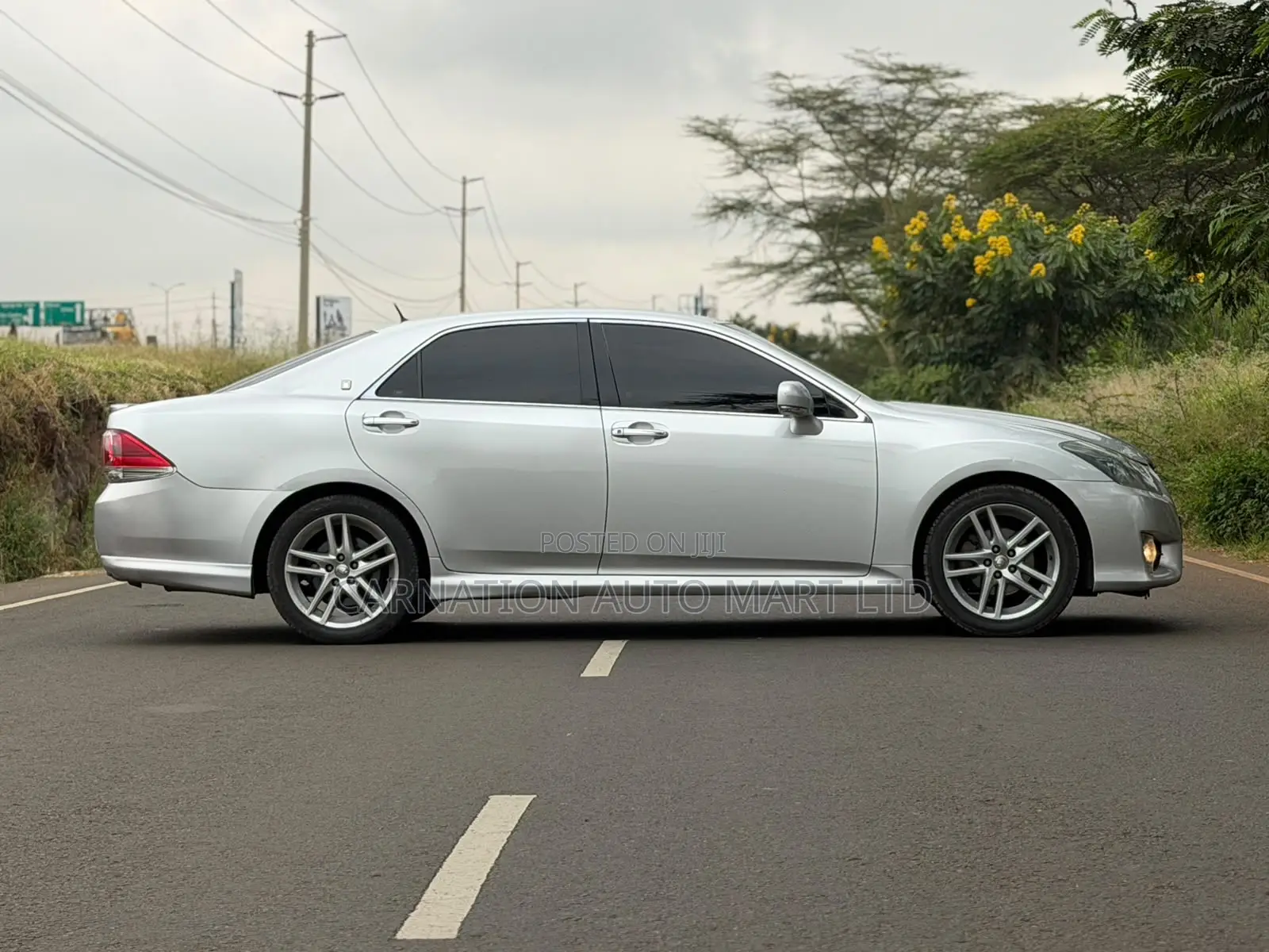 Toyota Crown 2009 Silver